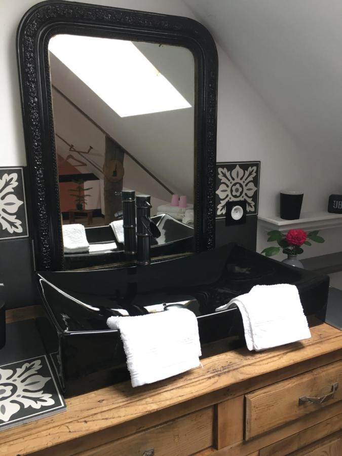 Chez Trotro Apartment Saint-Pierre-de-Plesguen ภายนอก รูปภาพ