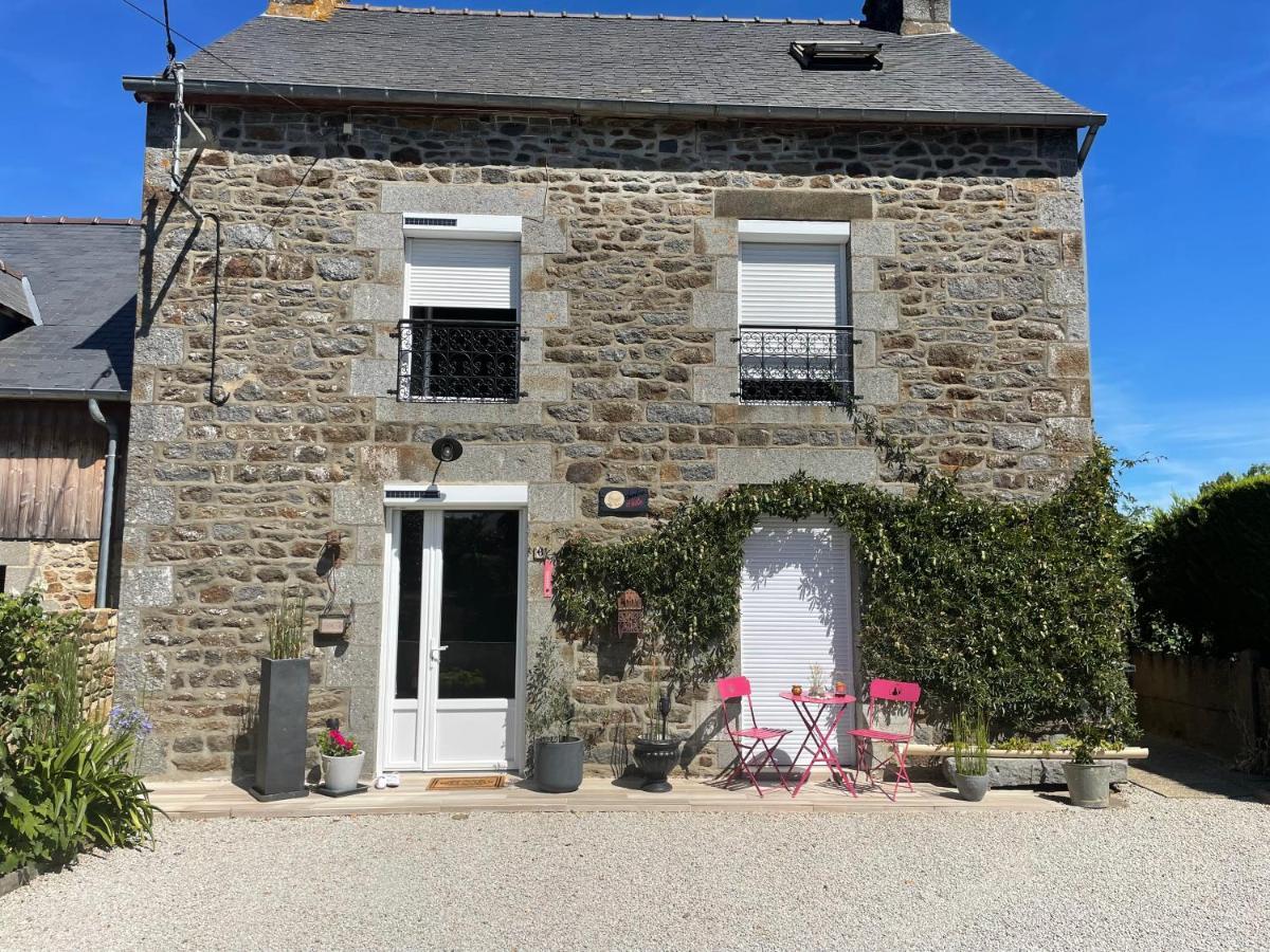 Chez Trotro Apartment Saint-Pierre-de-Plesguen ภายนอก รูปภาพ