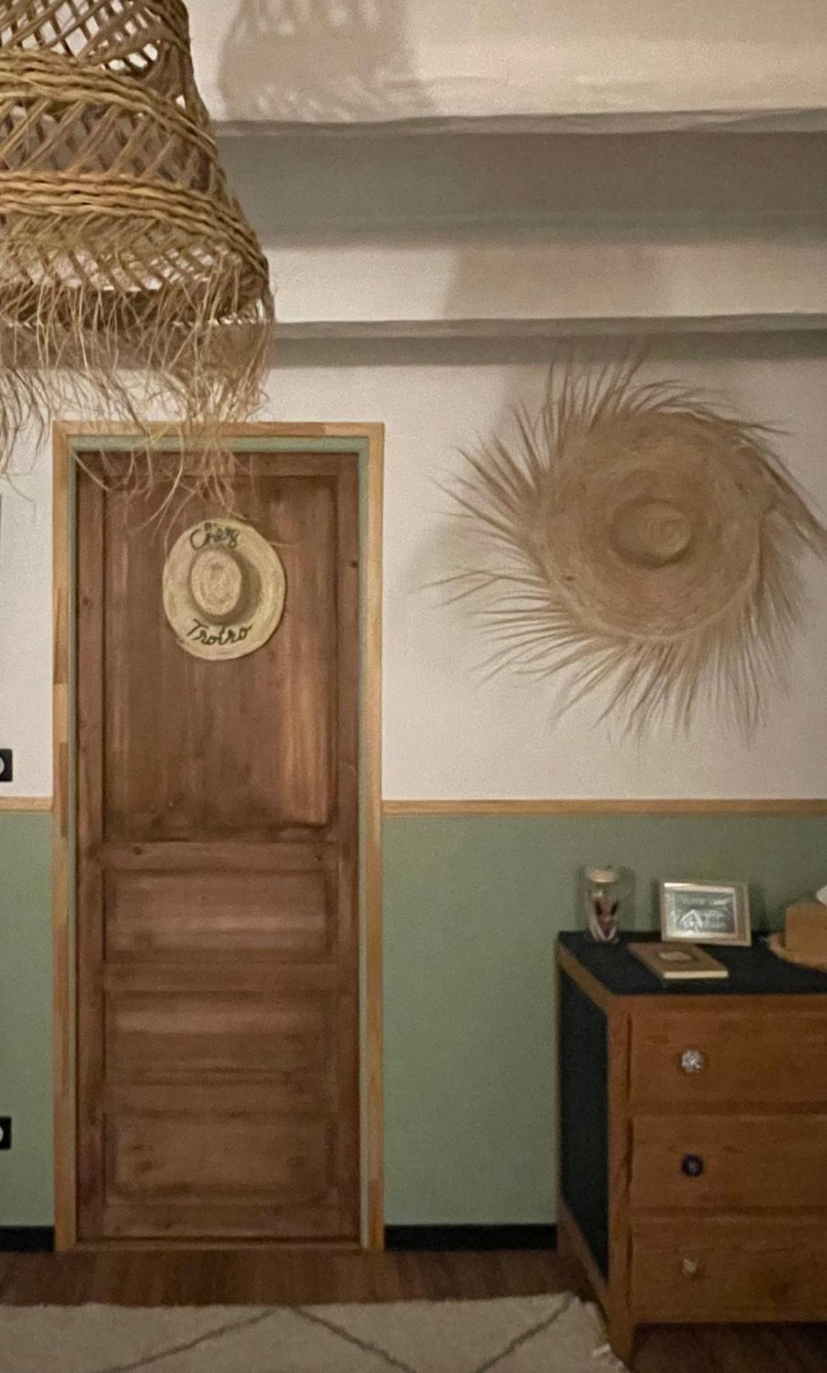 Chez Trotro Apartment Saint-Pierre-de-Plesguen ภายนอก รูปภาพ
