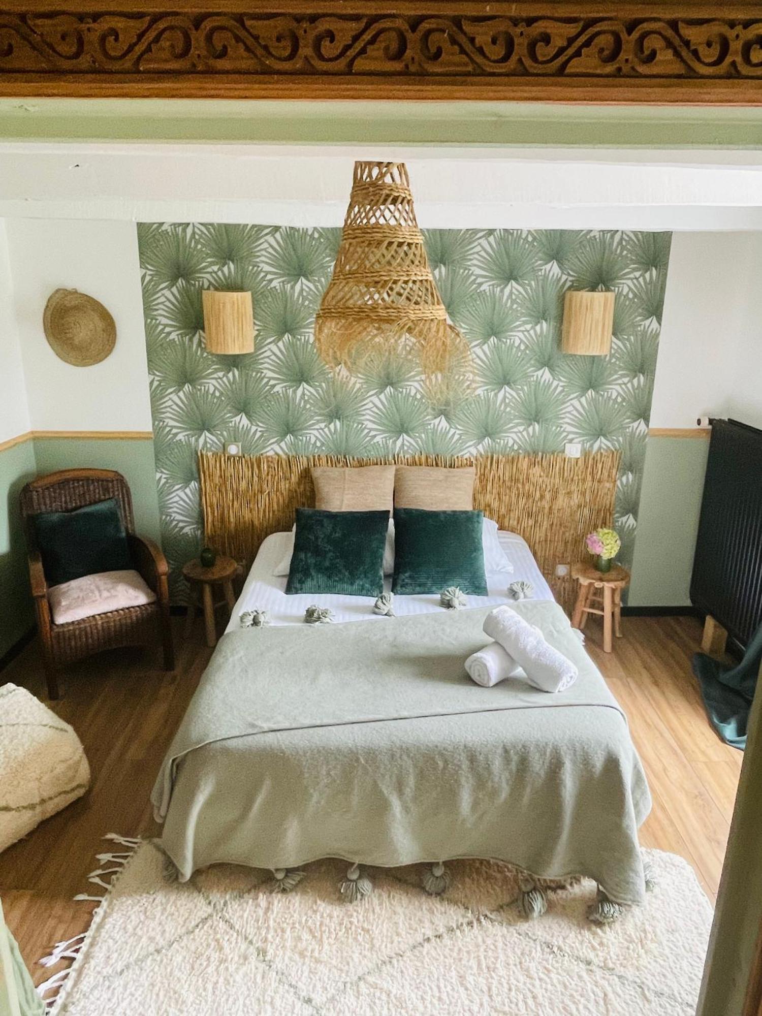 Chez Trotro Apartment Saint-Pierre-de-Plesguen ภายนอก รูปภาพ