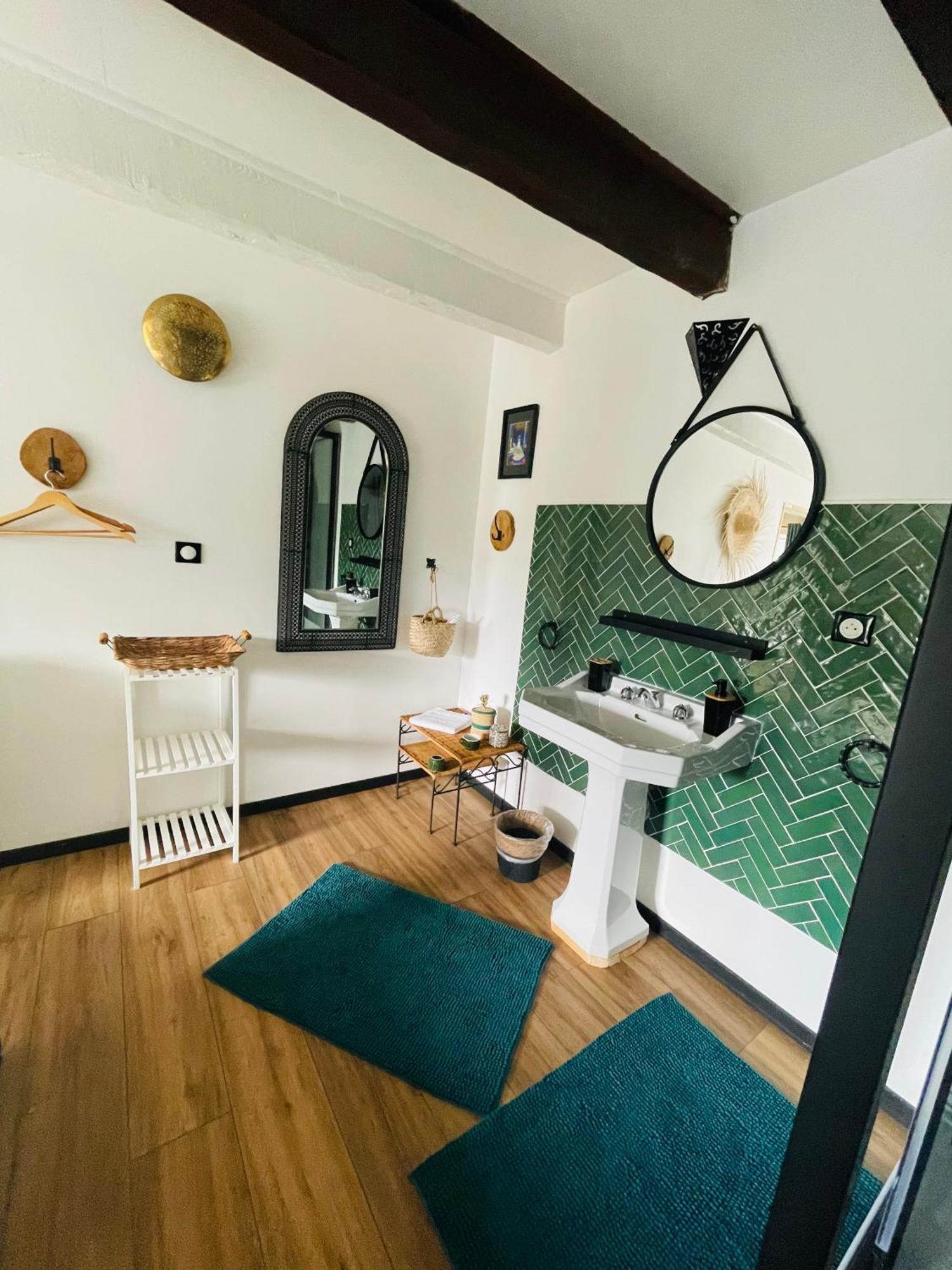 Chez Trotro Apartment Saint-Pierre-de-Plesguen ภายนอก รูปภาพ