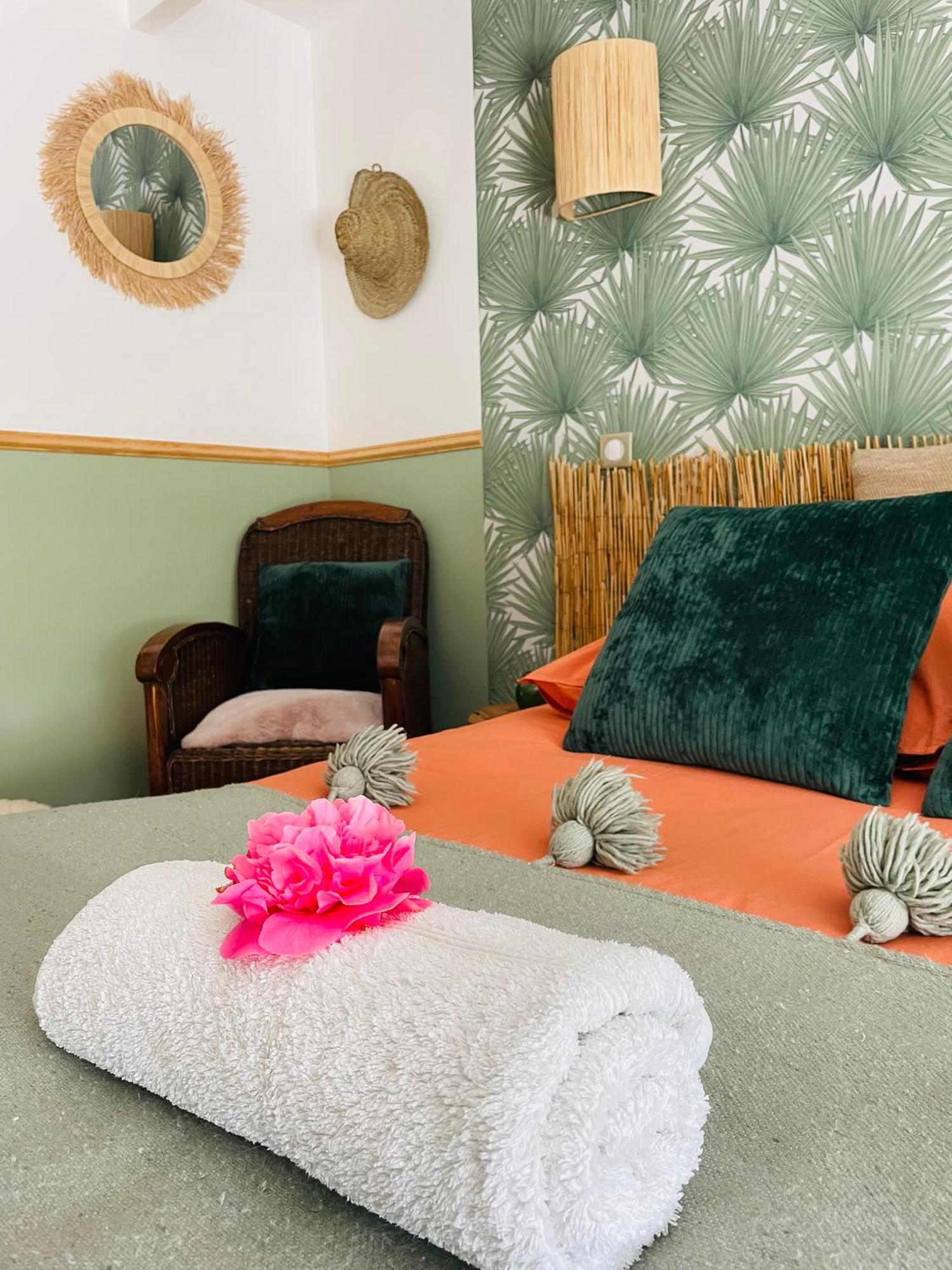 Chez Trotro Apartment Saint-Pierre-de-Plesguen ภายนอก รูปภาพ