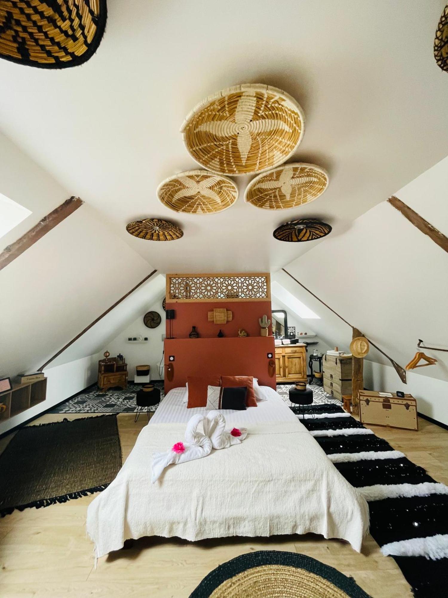 Chez Trotro Apartment Saint-Pierre-de-Plesguen ภายนอก รูปภาพ